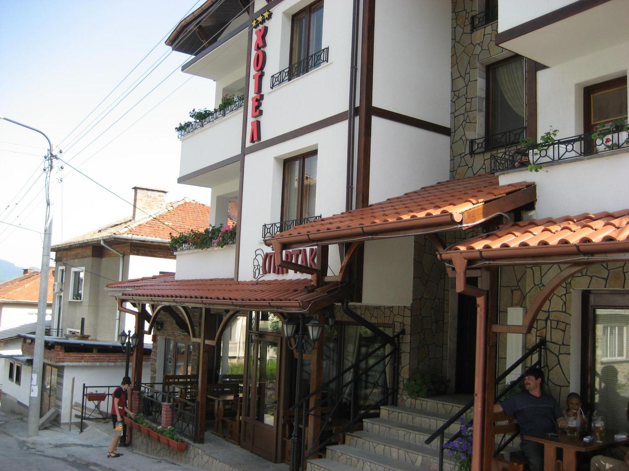 Spartak Family Hotel Smolyan Exterior foto