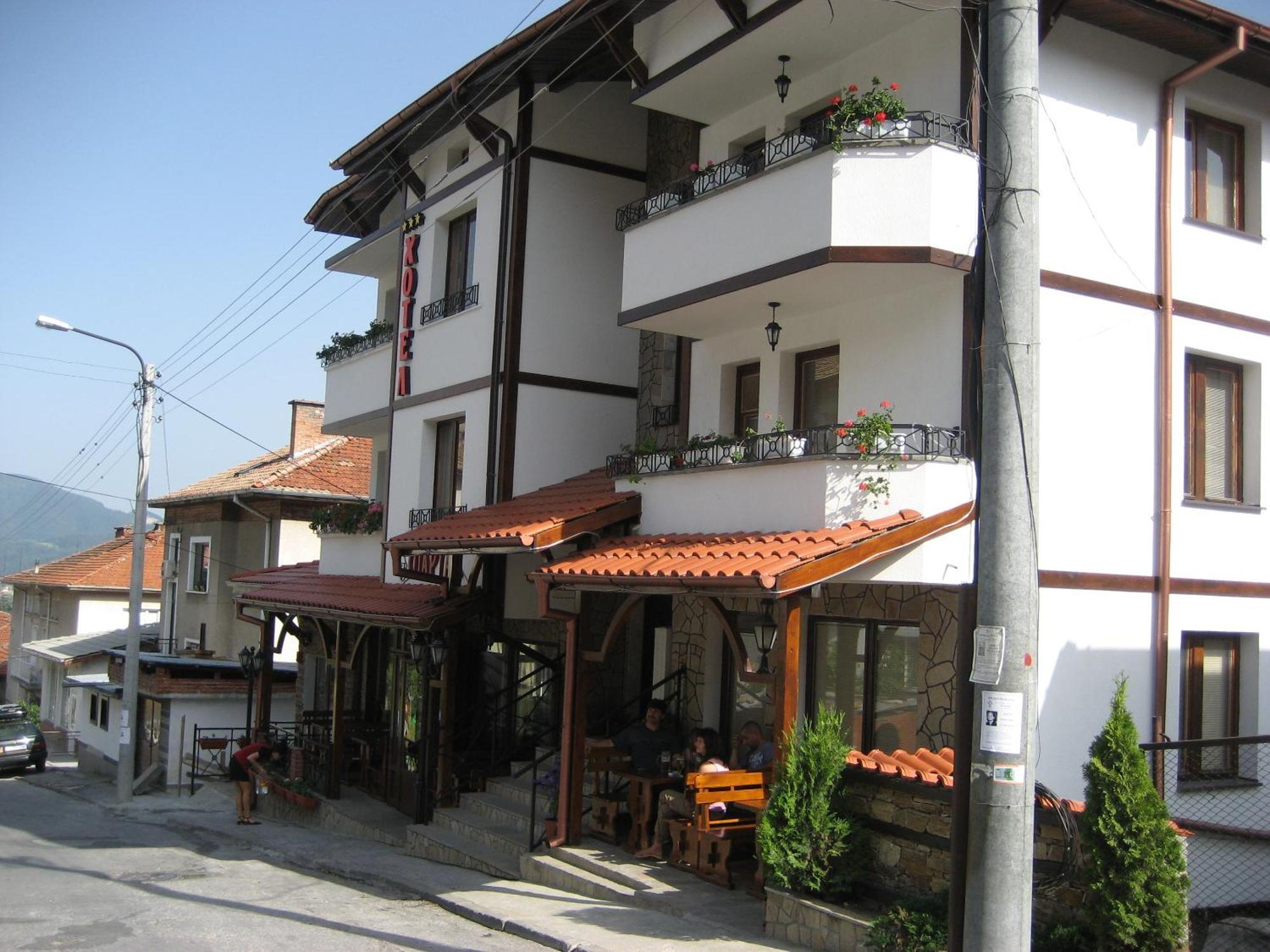 Spartak Family Hotel Smolyan Exterior foto